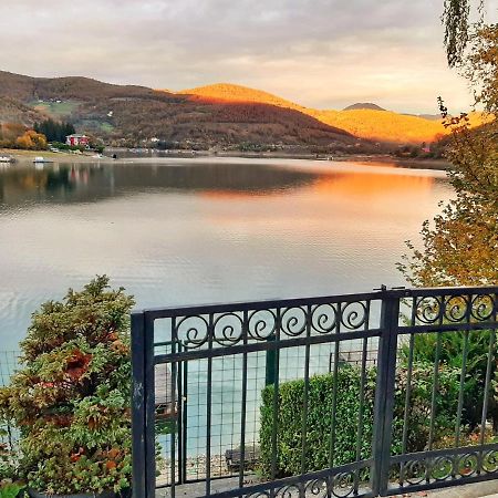 Lake House Novi Pazar Bagian luar foto