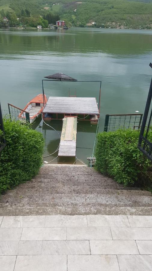 Lake House Novi Pazar Bagian luar foto