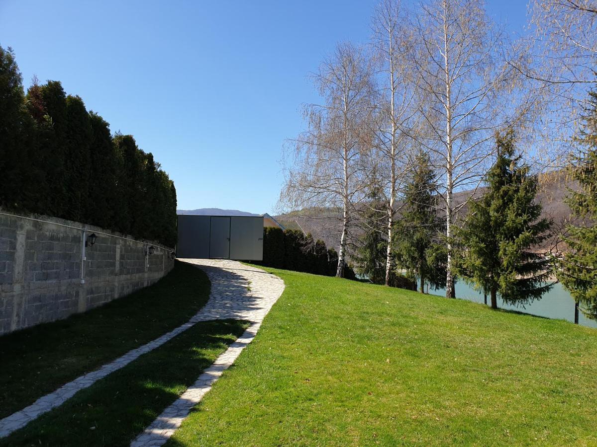 Lake House Novi Pazar Bagian luar foto