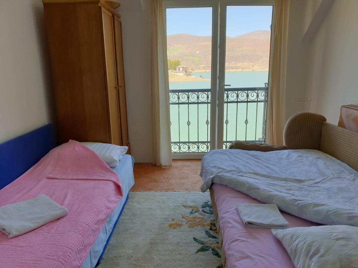 Lake House Novi Pazar Bagian luar foto